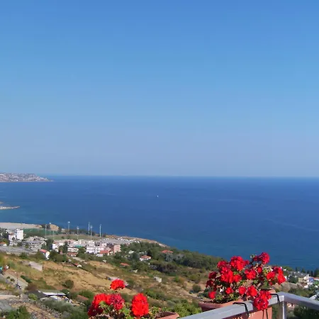 Luna Sul Mare Bed & Breakfast