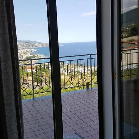 Luna Sul Mare San Remo